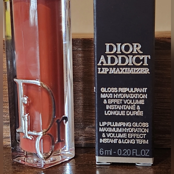 DIOR ADDICT LIP MAXIMIZER PLUMPING GLOSS- INTENSE SPICE - Picture 2 of 5